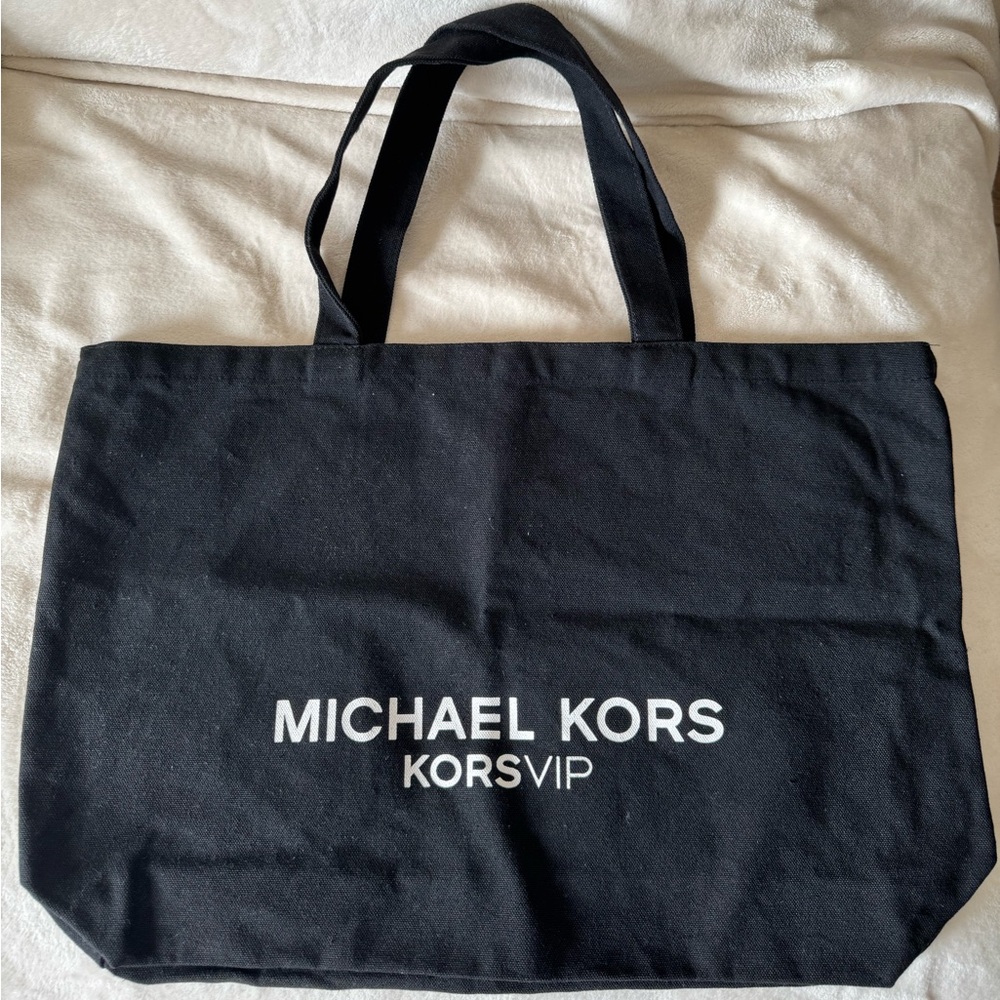 Michael Kors KorsVip Canvas Tote